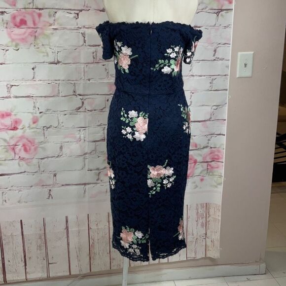 Nicole Miller Women's Strapless Laced Floral Off The Shoulder Midi Dress Navy 6 - Picture 8 of 16